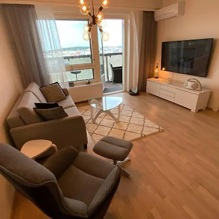 Apartment View Near Nokia Arena Ac